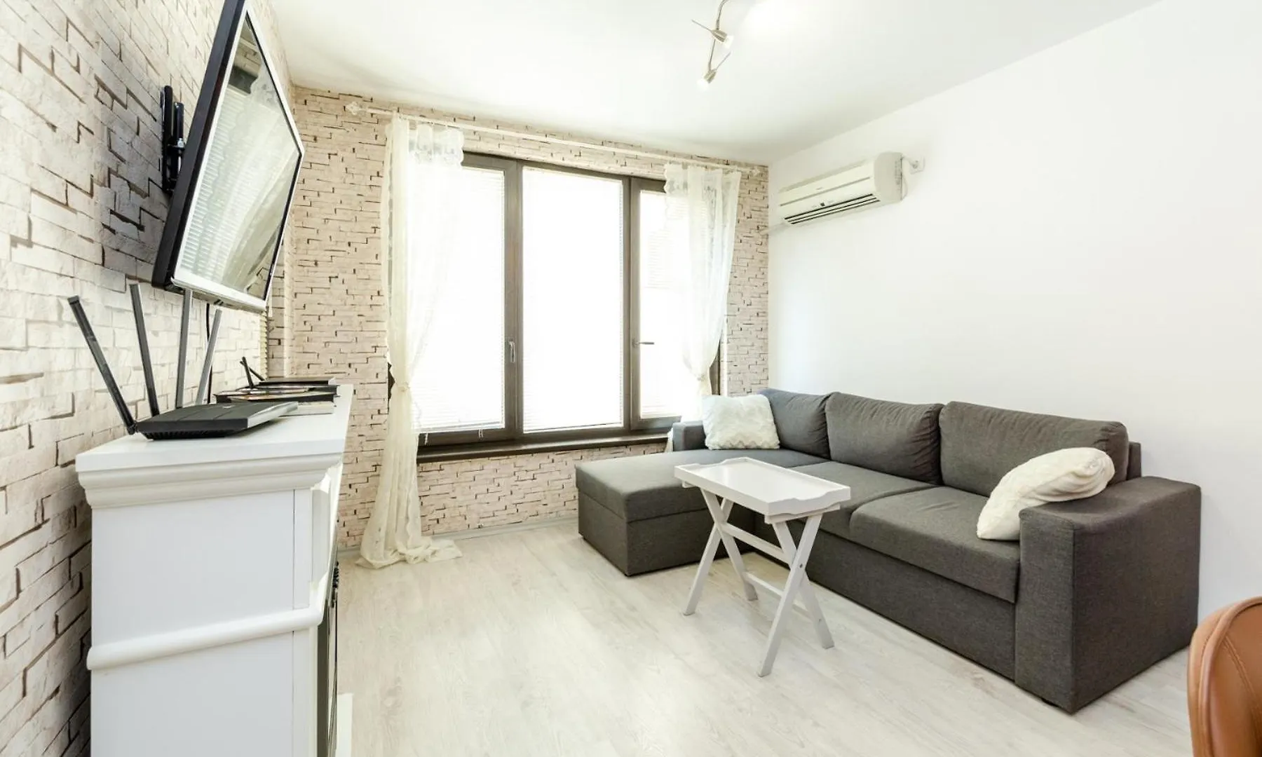 The White Apartment - Free Parking Sofia 0*,  Bulgaria